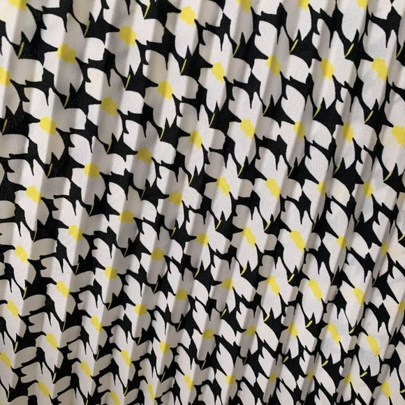 DKNY Knife Pleated Midi Skirt Sz Lg - Picture 3 of 7